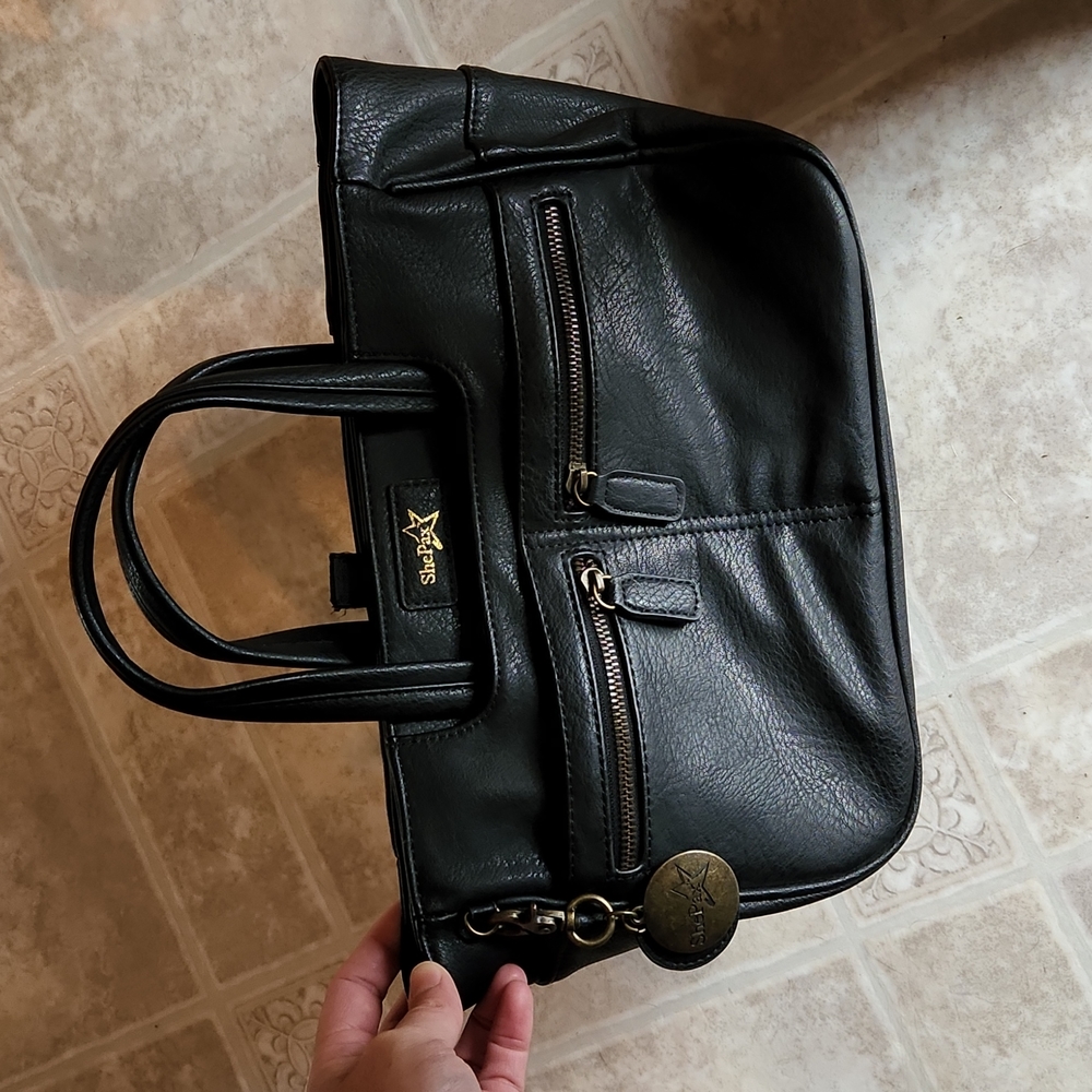 She Pax concealed carry purse